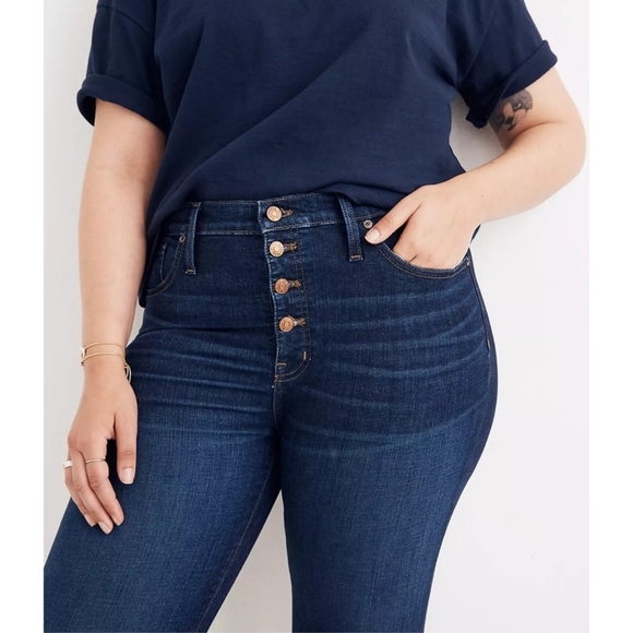 Madewell9" Mid-Rise Skinny Jeans in Dark Wash